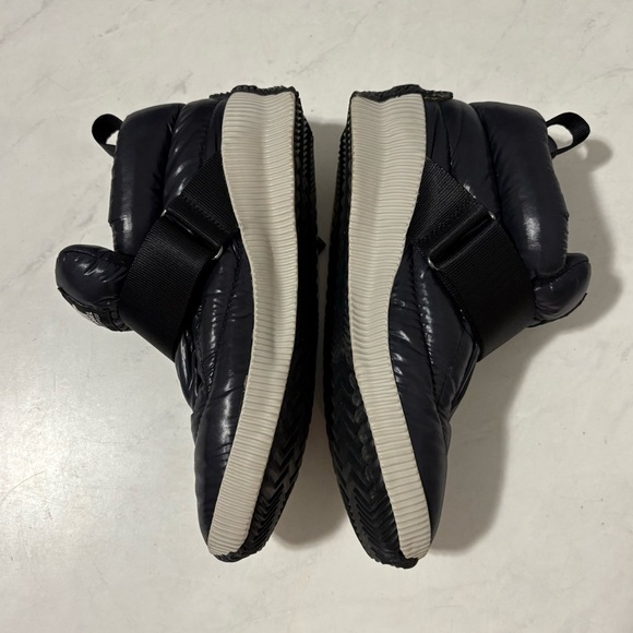 Sorel Women’s Out N About Navy Puffer Ankle Boot Sneakers Size 8 Waterproof - Picture 4 of 7